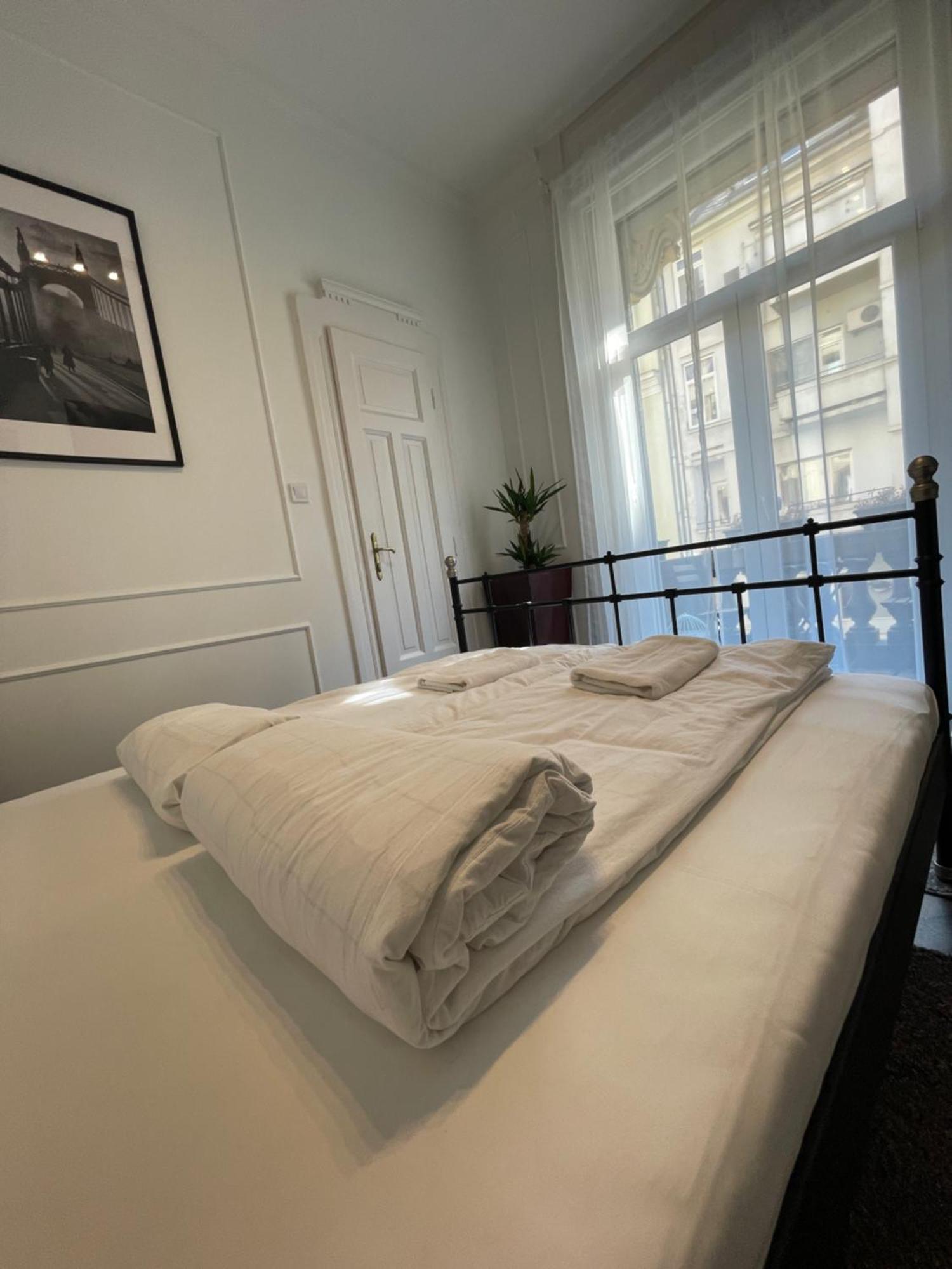 Szip Tatra Gold - Downtown Apartment Budapest Ngoại thất bức ảnh